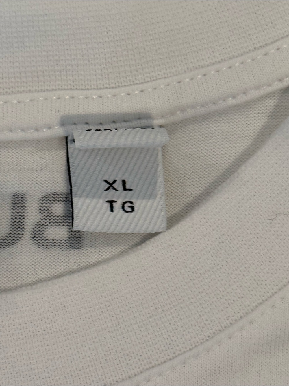 💯 % AUTHENTIC BURBERRY TEE SHIRT - Picture 8 of 11